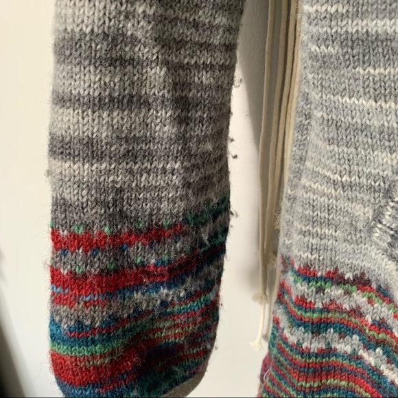 Laundromat Handmade in Nepal 100% Wool Zip Hoodie - Picture 9 of 16